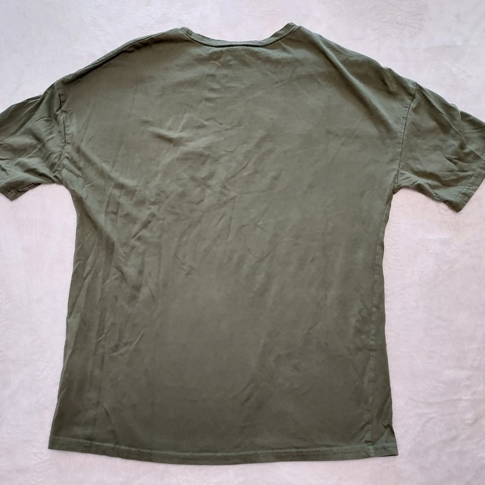 Olive Green‎ Skull Graphic T-Shirt Mens S Cotton Tee Goth Witchy Punk Halloween - Picture 2 of 6